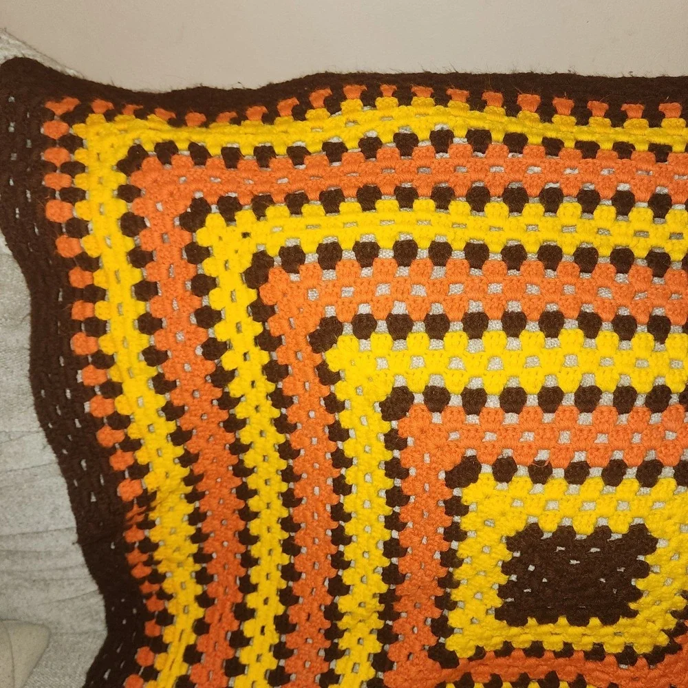 Afghan Lap/Couch Handmade Throw/Blanket Fall Autumn Colors 44x44 (3)